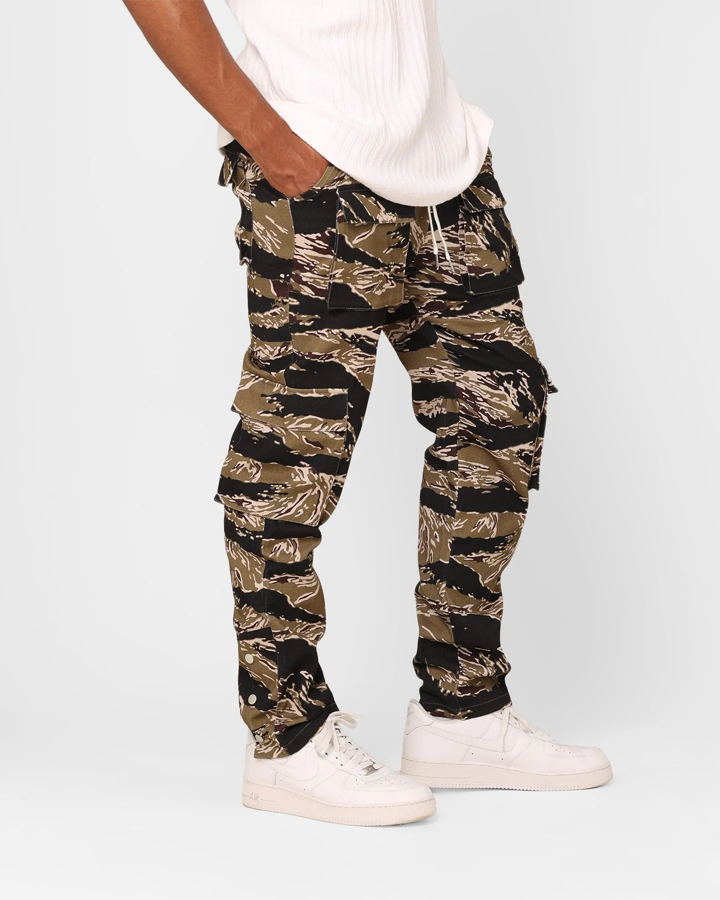 XXIII Tiger Camo Pants Camo Mix